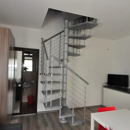 North Wind & Apartment Domaso